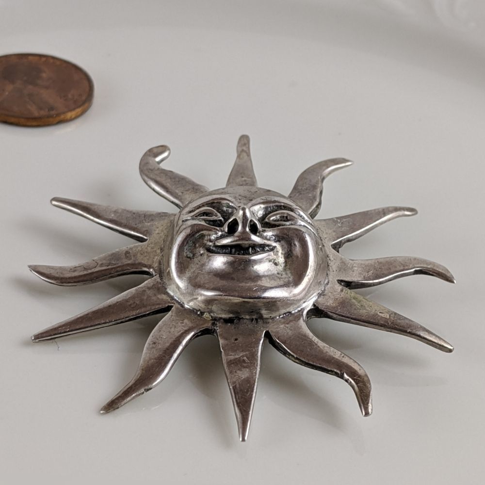 925 Sterling Silver Smiling Sun Mexico Brooch - Picture 9 of 11